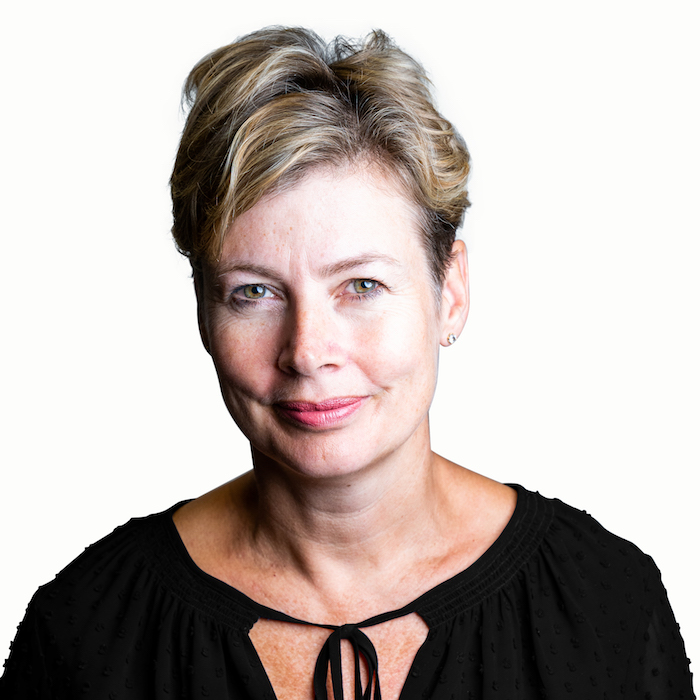 Jo Carr_white1